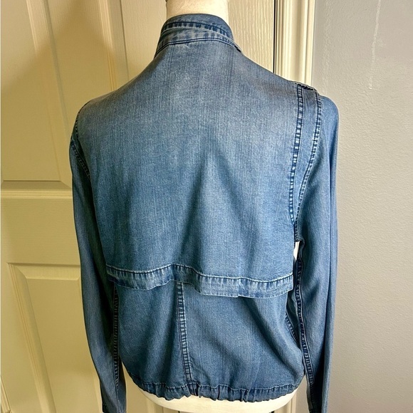 πβRailsβ Maverick Dark Vintage Wash Shacket w/ Hidden Button Front Size Sπ - Picture 8 of 15